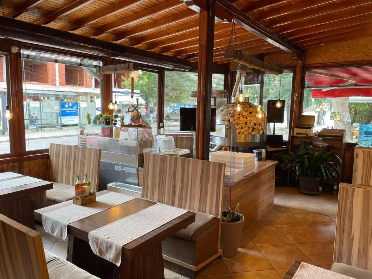 Sea Horse Hotel Burgas Exterior photo